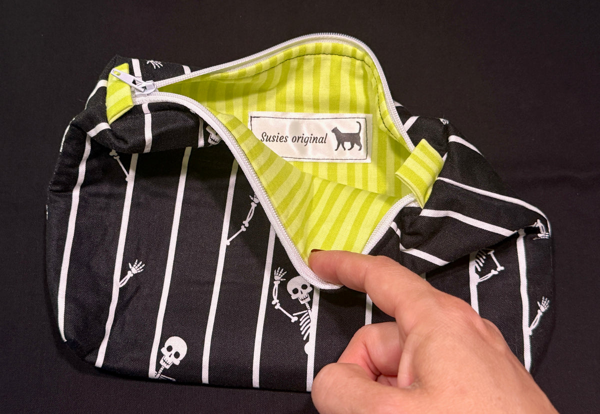 Caution: Death! Pouch Set